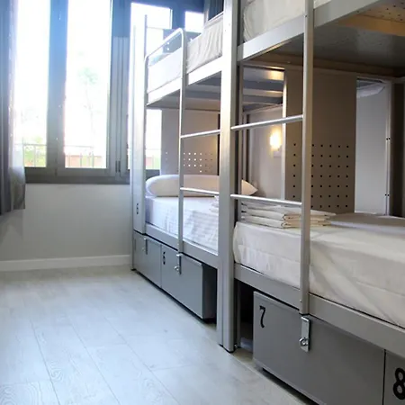 Bcnsporthostels Hostel