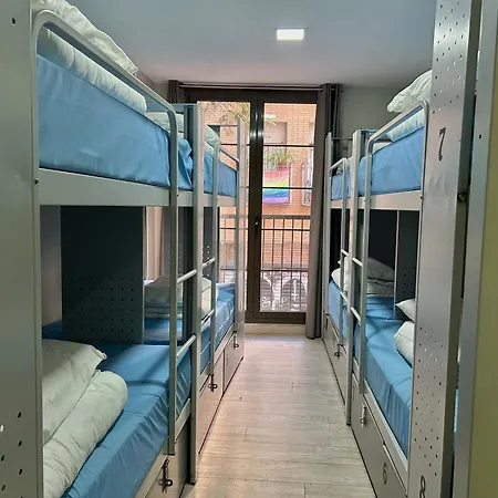 Bcnsporthostels Hostel