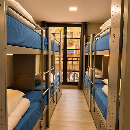 Bcnsporthostels Hostel