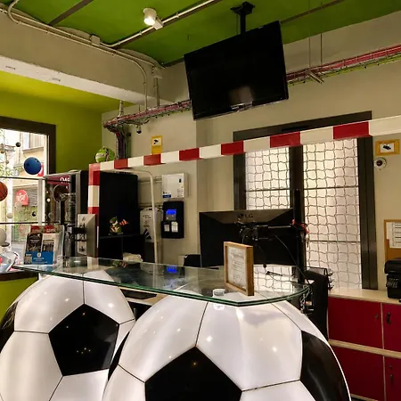 Hostal Bcnsporthostels *