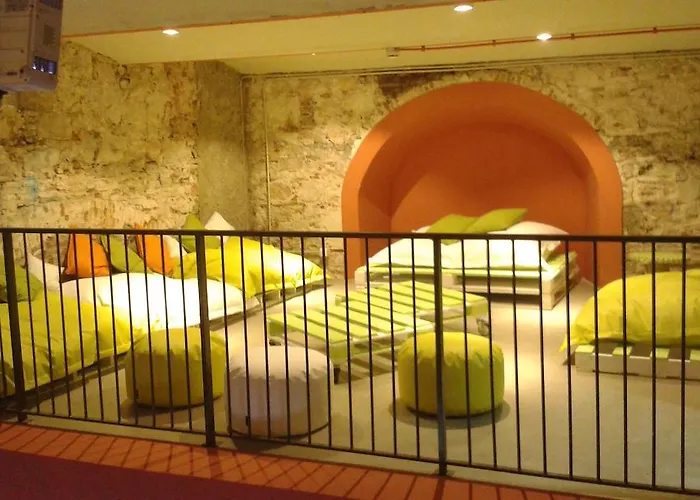 Bcnsporthostels Ostello *