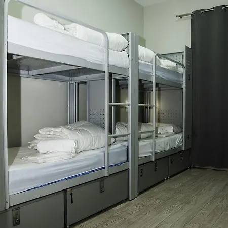 Bcnsporthostels Hostel